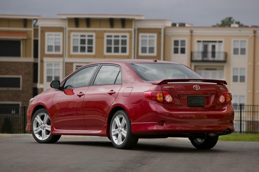  Toyota Corolla 2009 года  (фото 26 из 55)